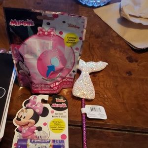 Lil girls accessories